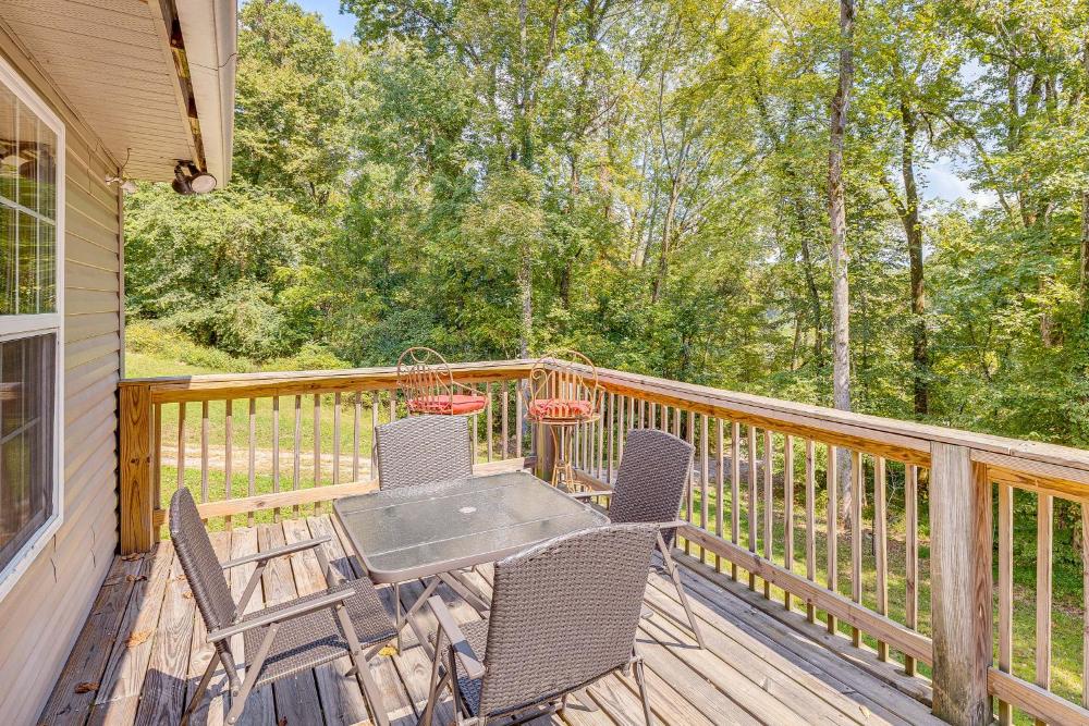 Peaceful Cabin at Lake Logan with Spacious Yard!